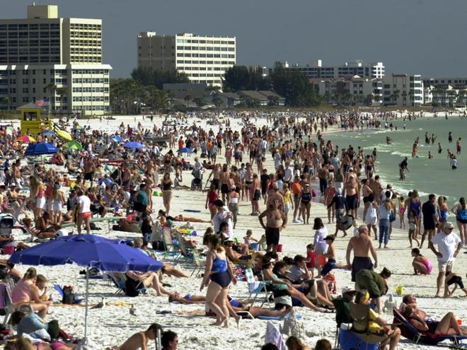 How Crowded Are The Beaches In Siesta Key?